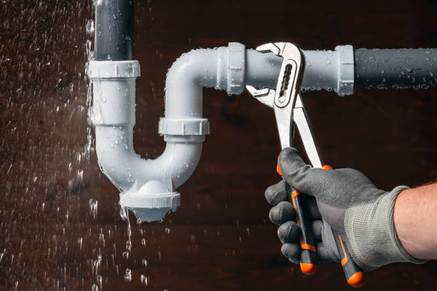 Professional Leak Detection technician working in Allentown, NJ